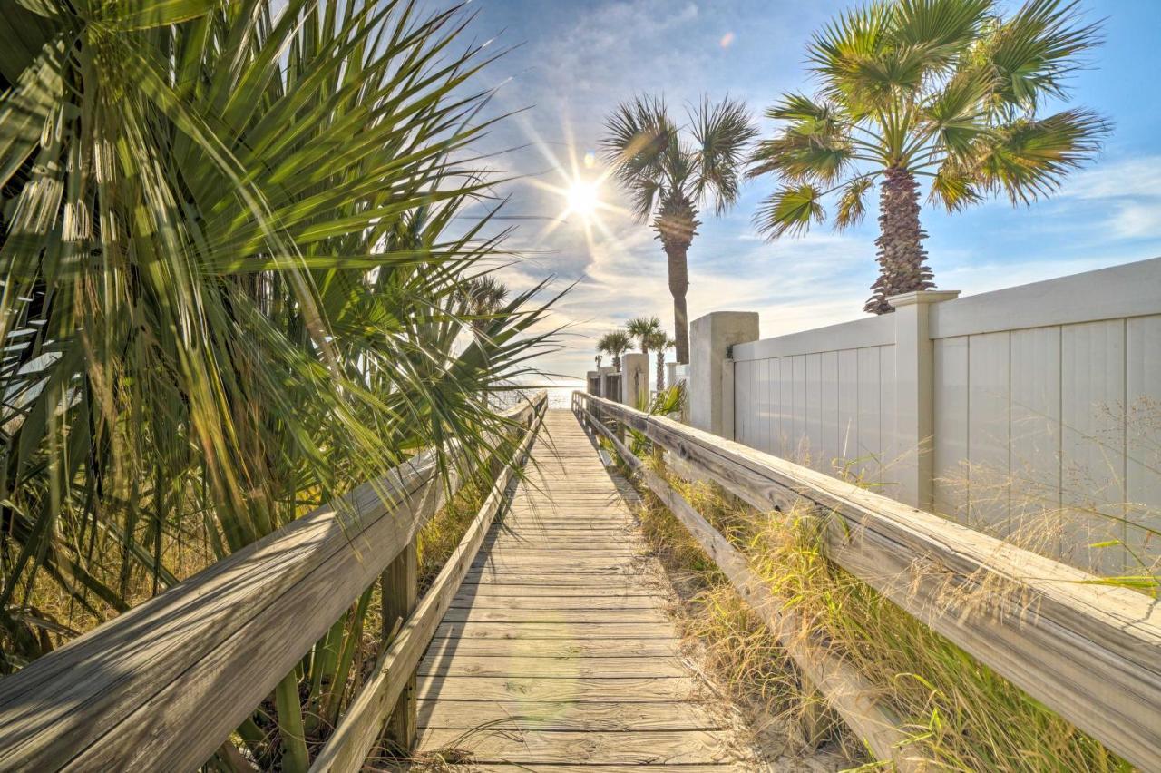The Sage Pcb Family Getaway - Walk To Beach! Holiday home *